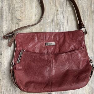 Stone Mountain Shoulder Bag Red Leather Vintage Y2K Brown Accent Purse